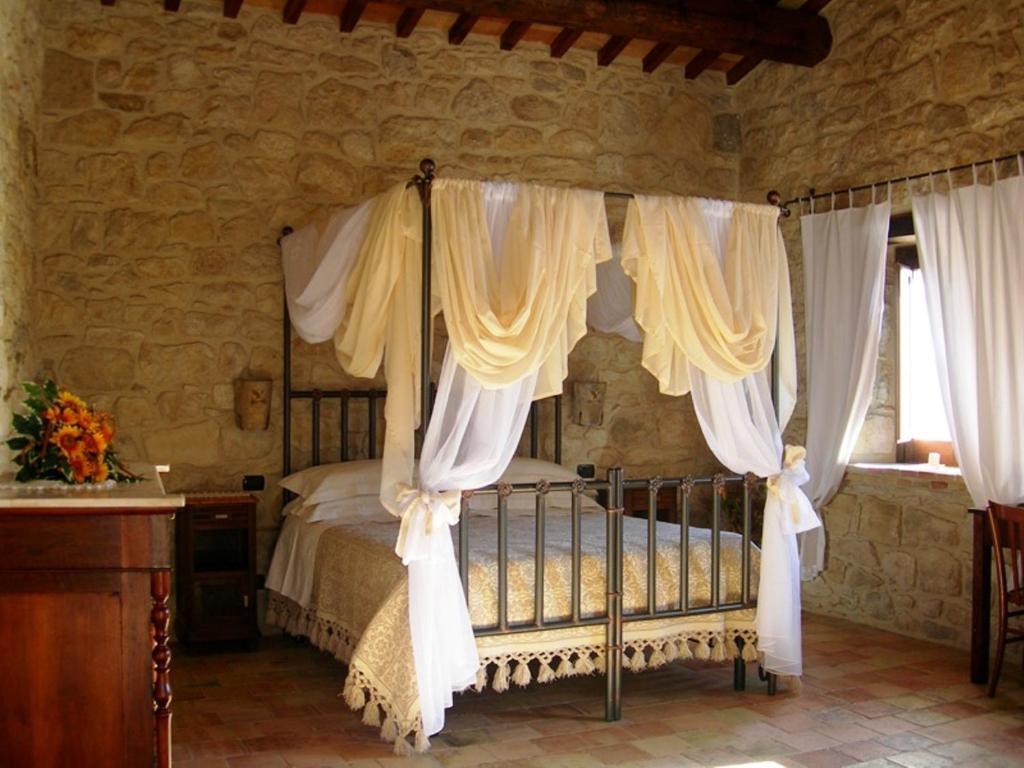 アッバテッジョ Agriturismo Borgo San Martinoヴィラ 部屋 写真